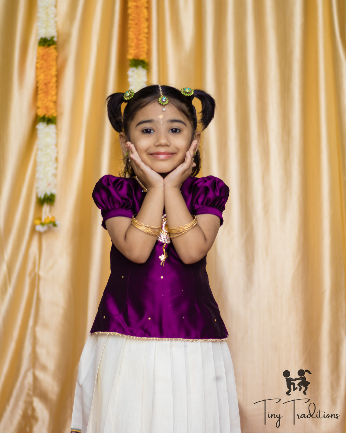 Pattu Pavadai - Layaa - Deep Purple